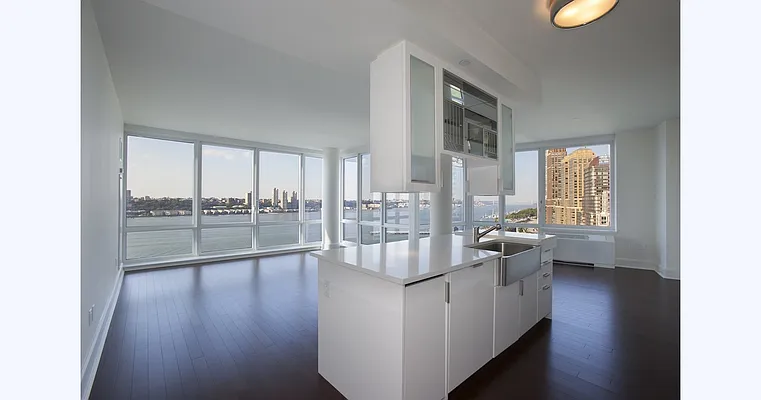 Rented by BLU Real Estate | media 17