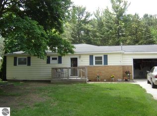 116 York St, Saint Louis, MI 48880