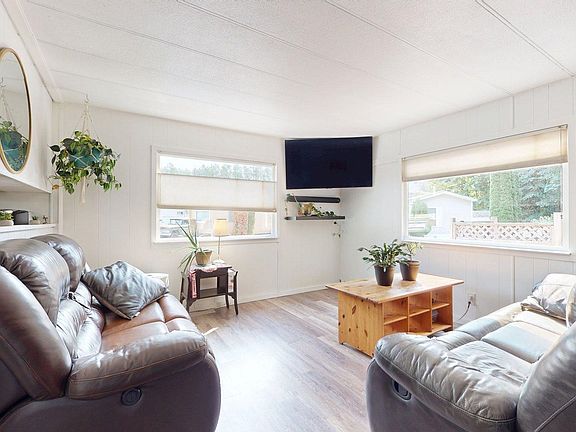 4th image of 39884 Government Rd #8