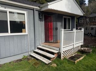 48471 E 2nd St, Oakridge, OR 97463