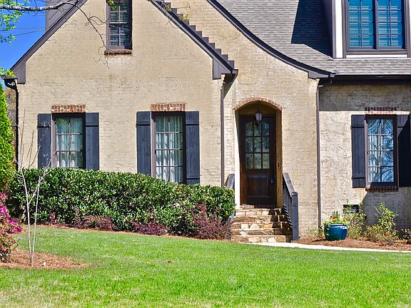 3rd image of 2156 Mountain View Dr