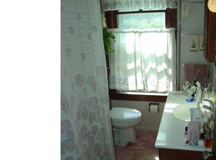 129 Crescent St, Penndel, PA 19047