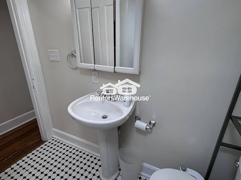 1802 Gough St — Photo 13