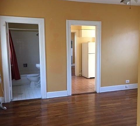 4th image of 335 E Lullwood Ave APT 04