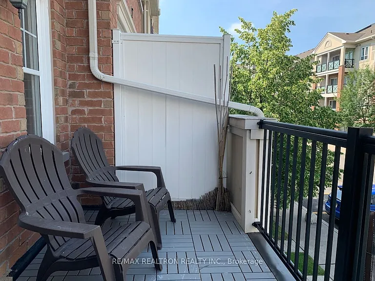 30 Mendelssohn St #17 — Photo 17
