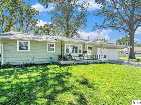 1411 Prospect Dr, Blair, NE 68008