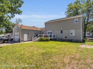 2012 Windsor Ave, Toms River, NJ 08753