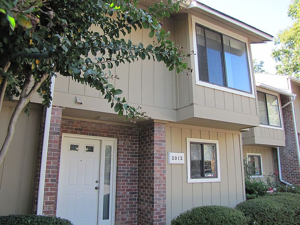 1st image of 2012 Stratford Pl