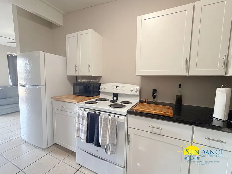 650 Blakely Ave — Photo 5