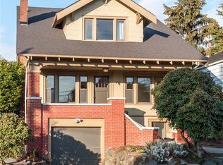 216 N 58th St, Seattle, WA 98103