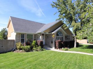 6150 S Vineway Cir, Salt Lake City, UT 84121