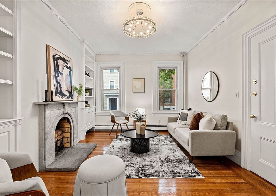 1st image of 273 Bunker Hill St #1