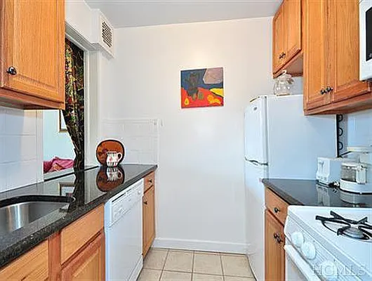 Sold by Chintan Trivedi | media 6