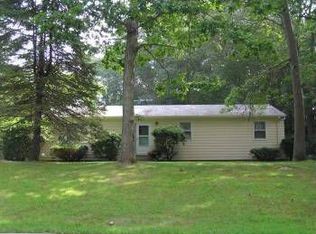 14 Greybirch Ct, South Kingstown, RI 02879