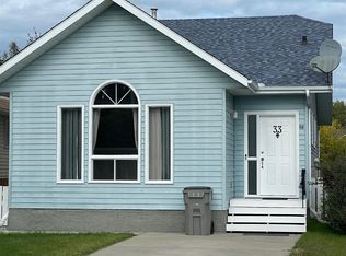 33 S Graham Rd, Whitecourt, AB T7S 1B7