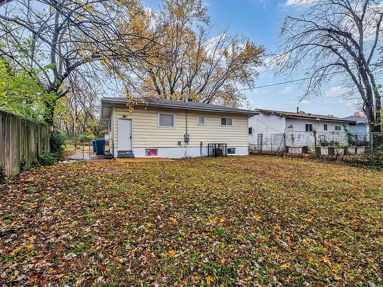 10521 Duke Dr — Photo 25