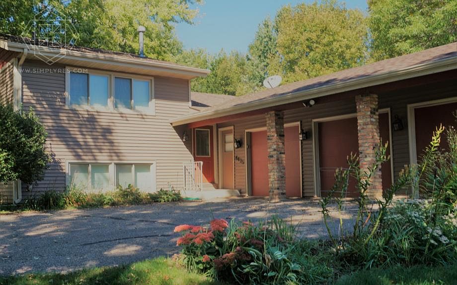 1st image of 8425 Hiawatha Ave