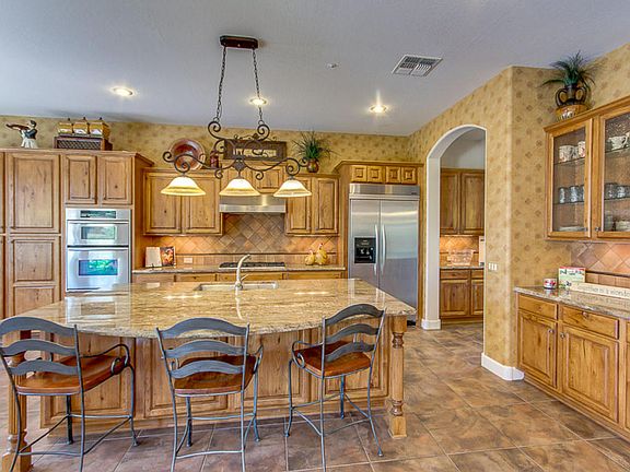 2nd image of 5083 S Pinnacle Pl