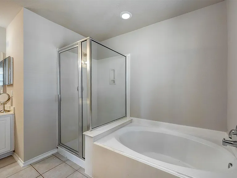 16535 Cairngrove Ln — Photo 20