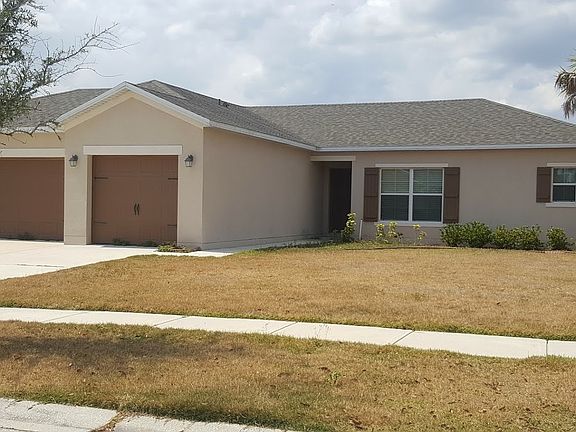 3rd image of 3601 Sail Harbor Dr