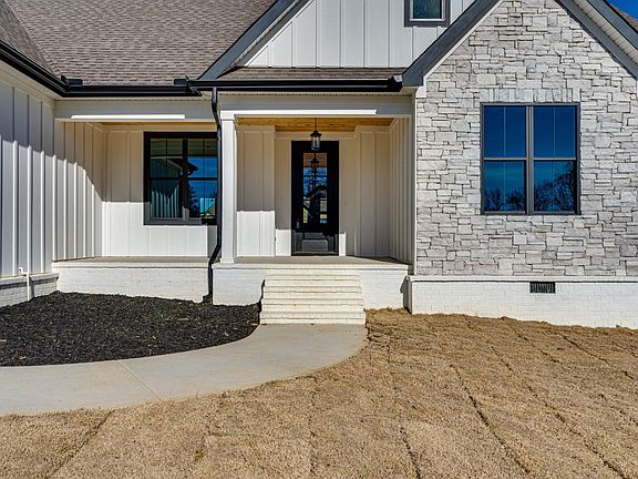 2nd image of 127 Bear Hill Ln