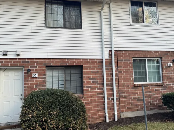 519 Scott Road APT 57, Waterbury, CT 06705