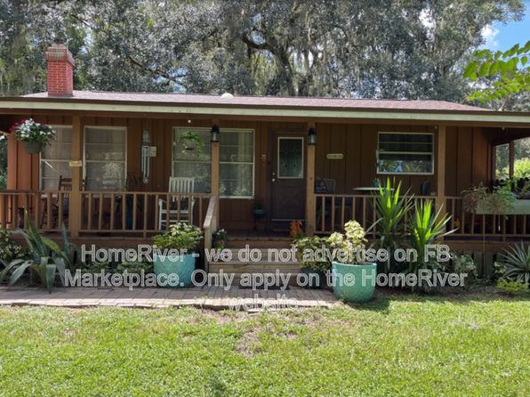 27136 Carefree Dr