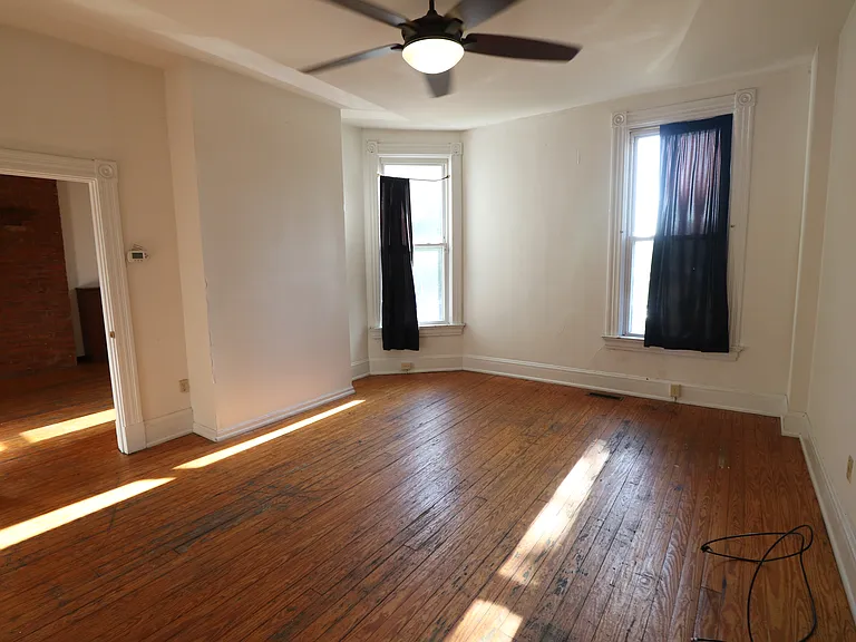 52 W McMillan St — Photo 11