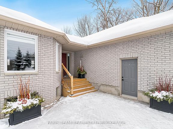 3rd image of 30 Bourgeois Beach Rd