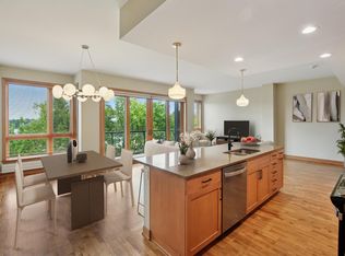 4201 Sunset Dr #N412, Spring Park, MN 55384