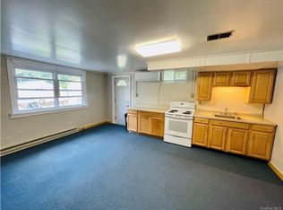 718 Milton Tpke #B, Highland, NY 12528