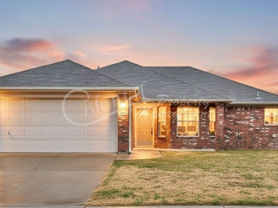1st image of 2403 Moonstone Dr
