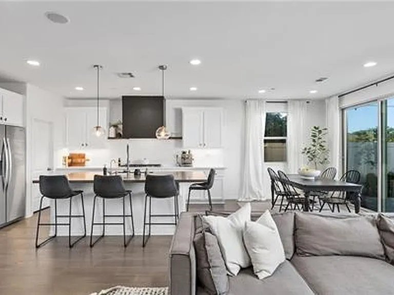 31650 Sweetwater Cir — Photo 9