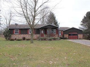 958 Leesburg Station Rd, Volant, PA 16156