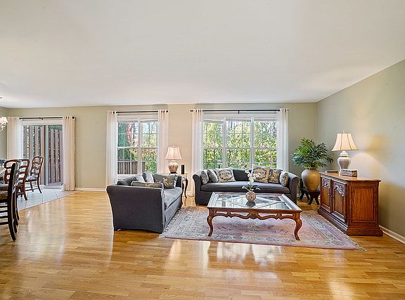 3rd image of 6834 179th St