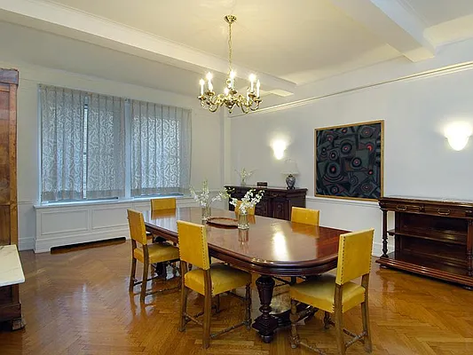 Sold by Sotheby's International Realty | media 3