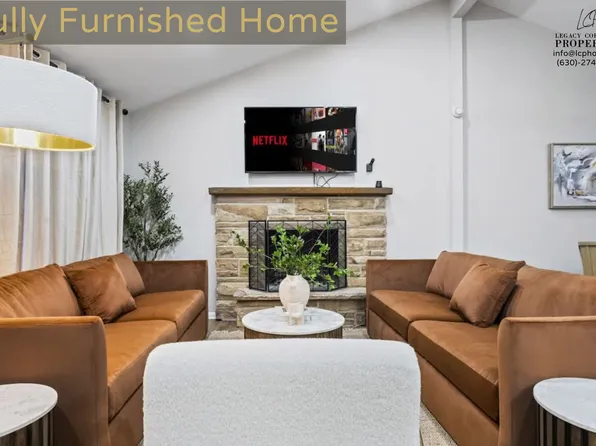 1410 N Lama Ln, Mount Prospect, IL 60056