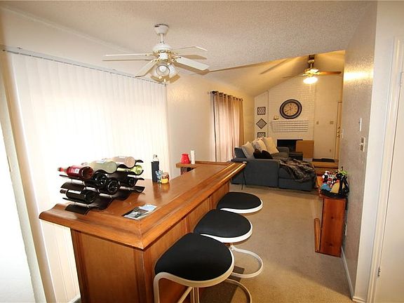 3rd image of 6813 S Creek Dr