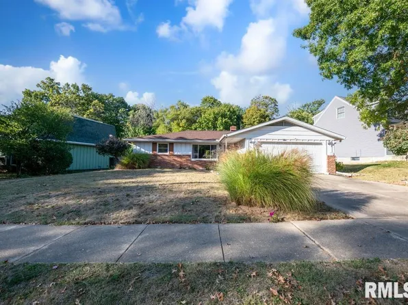 3347 W Saymore Ln, Peoria, IL 61615