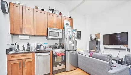 Rented by Living New York