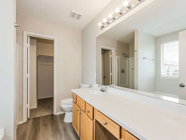 2628 Loch Wood Dr — Photo 12