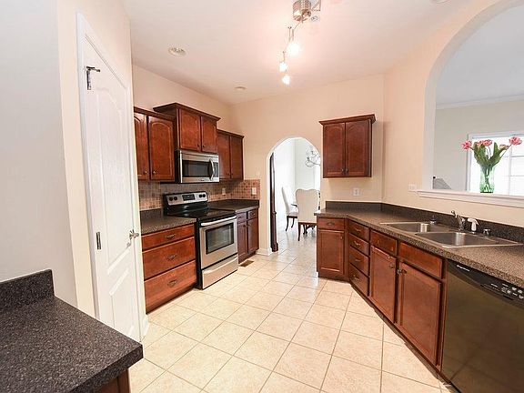 3rd image of 3613 Polo Club Blvd