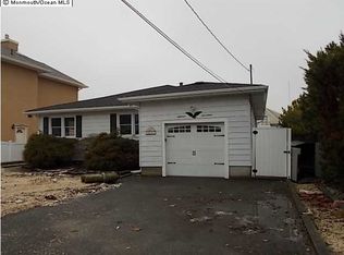 1817 Boat Point Dr, Point Pleasant Beach, NJ 08742