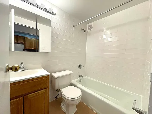 Rented by J PRESTON AND ASSOCIATES INC | media 12