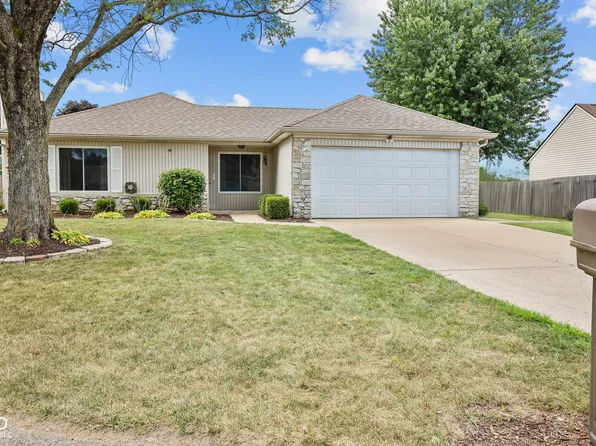 8924 Country Walk Ct, Indianapolis, IN 46227