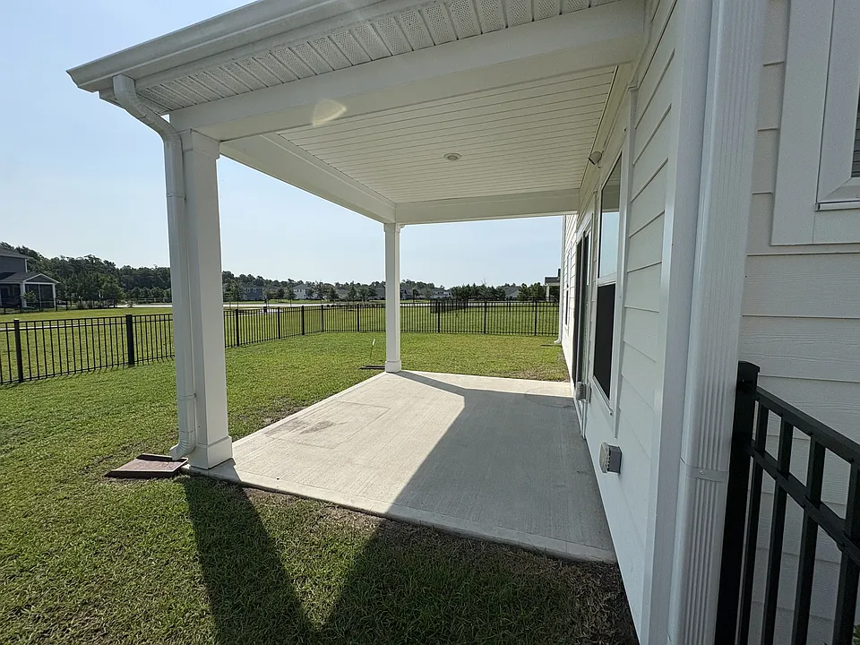 2700 Grand Meadow Dr