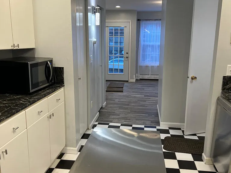 349 Connecticut St — Photo 10