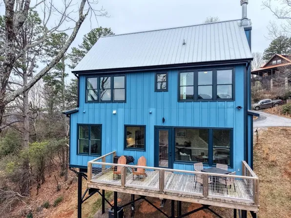 11 Soaring Eagle Ln, Clayton, GA 30525