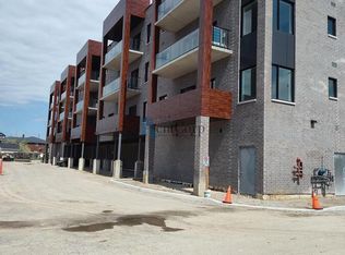 408 Dundas St S #406, Cambridge, ON N1R 0E8