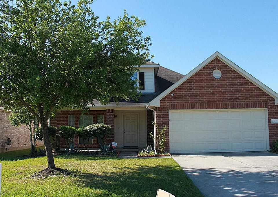 1st image of 10423 Iris Lake Ct